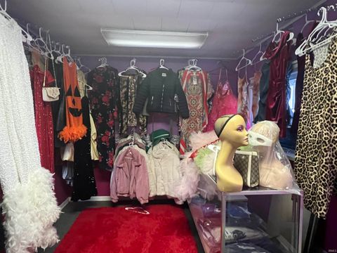 Tiny photo for 3325 E Market Street, Logansport, IN 46947 (MLS # 202602671)