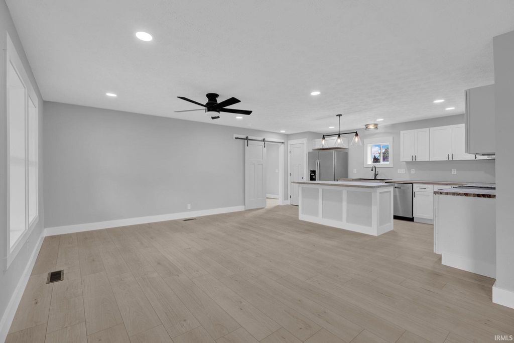 Photo of 307 Eastwood Drive, Bedford, IN 47421 (MLS # 202613824)