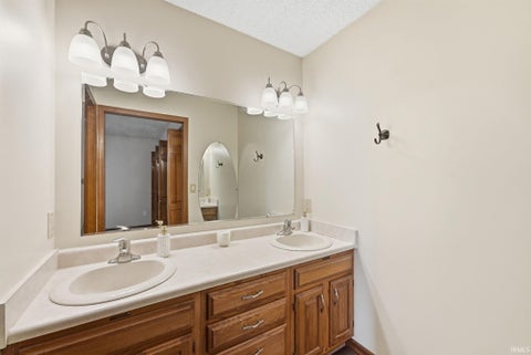 Tiny photo for 6019 Tomahawk Trail, Fort Wayne, IN 46804 (MLS # 202642113)