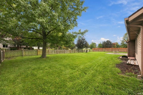 Tiny photo for 6019 Tomahawk Trail, Fort Wayne, IN 46804 (MLS # 202642113)