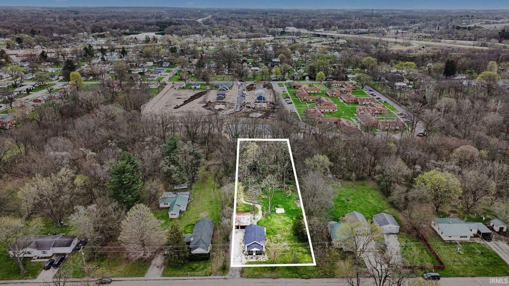 Photo of 3110 Burr Oak Avenue, Elkhart, IN 46517 (MLS # 202613025)