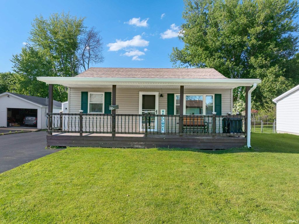 Photo of 814 Linlawn Drive, Wabash, IN 46992 (MLS # 202618904)