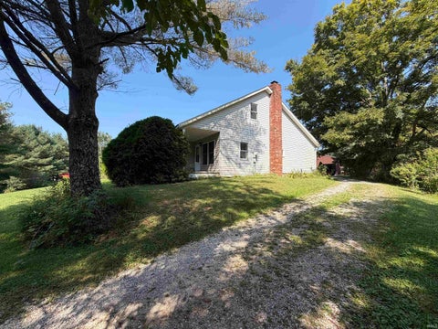 Photo of 187 Pea Ridge Road, Spencer, IN 47460 (MLS # 202637792)