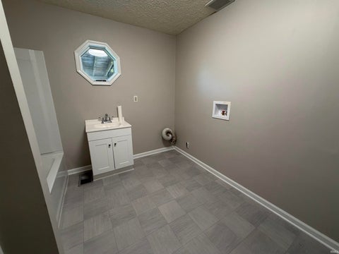 Tiny photo for 187 Pea Ridge Road, Spencer, IN 47460 (MLS # 202637792)