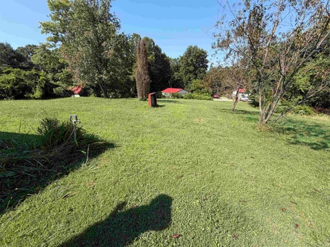 Tiny photo for 187 Pea Ridge Road, Spencer, IN 47460 (MLS # 202637792)