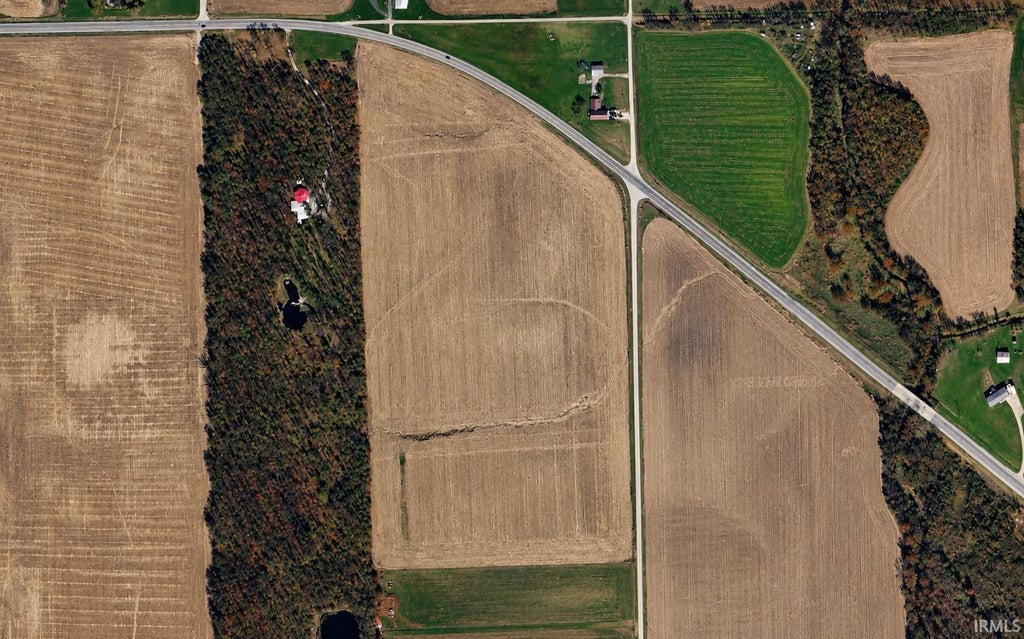 Photo of 100 W State Road 18 Highway, Bryant, IN 47326 (MLS # 202642559)