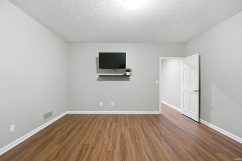 Tiny photo for 820 Deerwood Ridge, Lafayette, IN 47905 (MLS # 202618333)