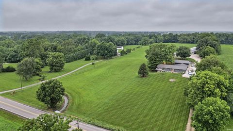 Tiny photo for 450 E 800 S, Lafayette, IN 47909 (MLS # 202628193)