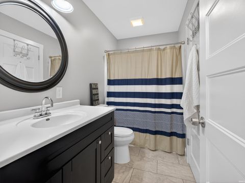Tiny photo for 10469 N Moore Street, Syracuse, IN 46567 (MLS # 202611134)