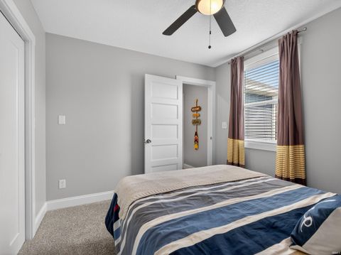 Tiny photo for 10469 N Moore Street, Syracuse, IN 46567 (MLS # 202611134)