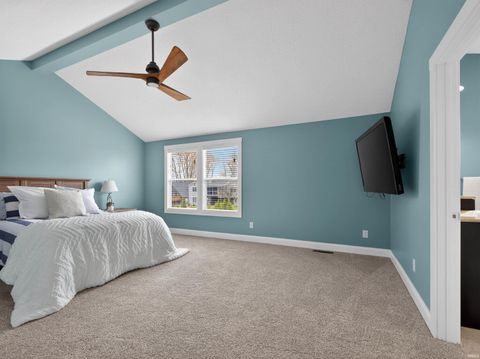 Tiny photo for 10469 N Moore Street, Syracuse, IN 46567 (MLS # 202611134)