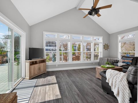 Tiny photo for 10469 N Moore Street, Syracuse, IN 46567 (MLS # 202611134)