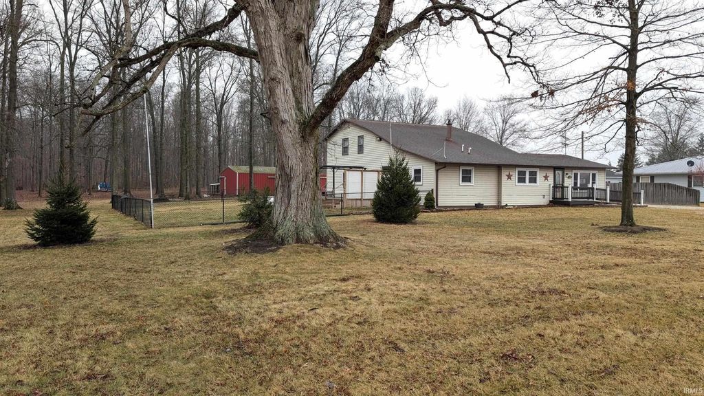 Photo of 4420 E 100, Marion, IN 46952 (MLS # 202607046)