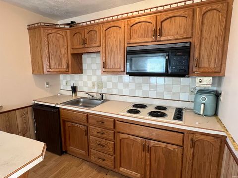 Tiny photo for 2118 Chevy Court, Kokomo, IN 46902 (MLS # 202537281)