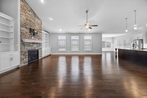 Tiny photo for 1062 N Admirals Pointe Drive, Lafayette, IN 47909 (MLS # 202511371)