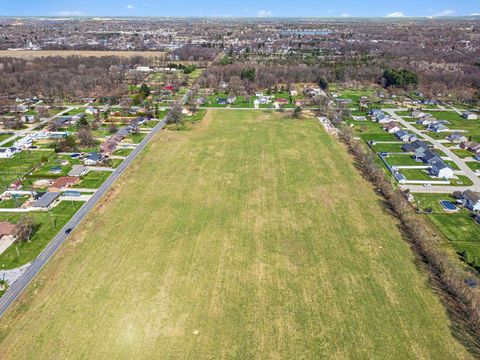 Photo of 58076 Beech Road #1, Osceola, IN 46561 (MLS # 202610385)