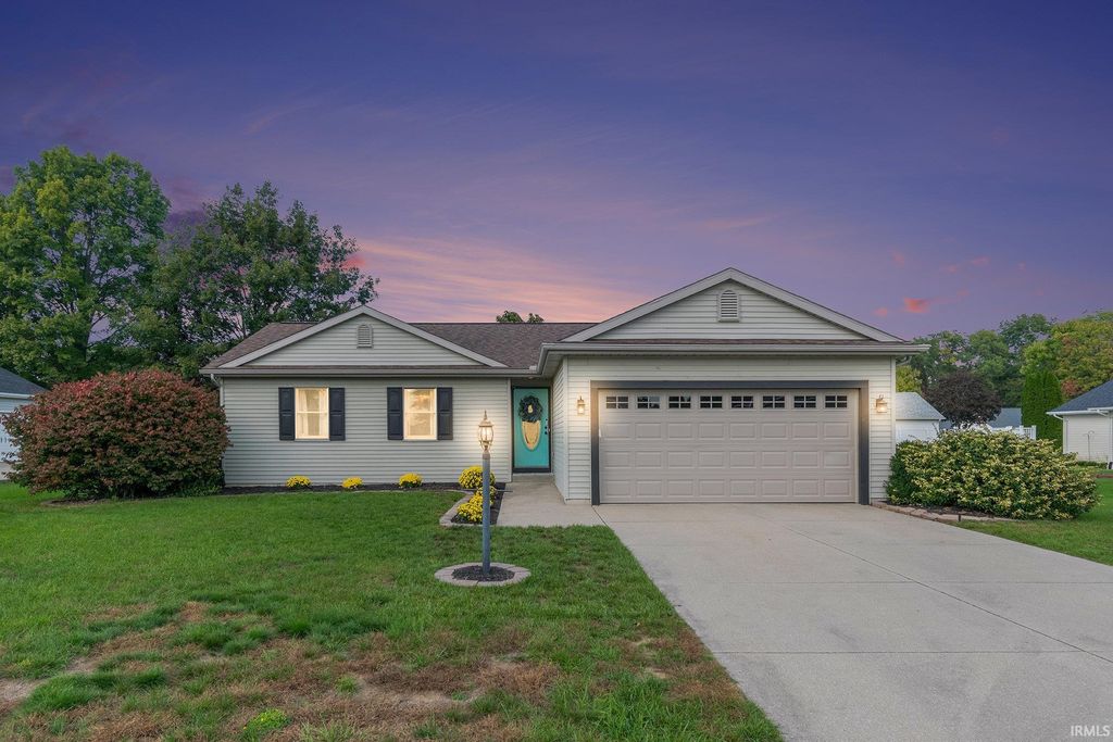 Photo of 30817 Mast Drive, Osceola, IN 46561 (MLS # 202541716)