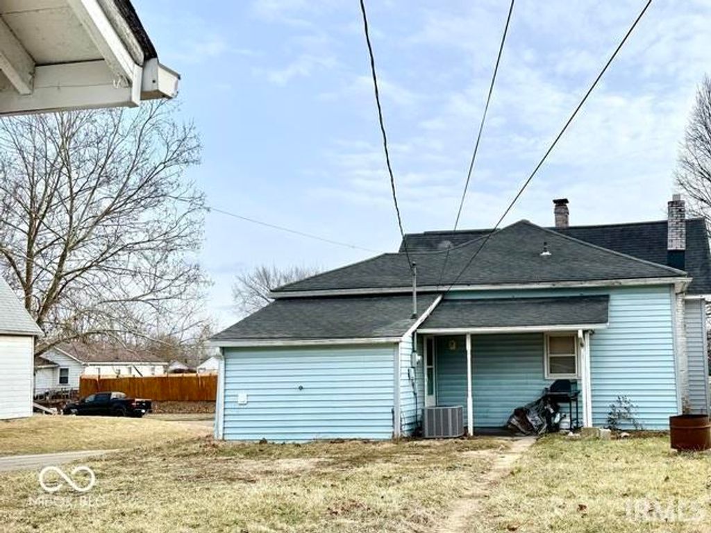 Photo of 1400 W 13th Street, Muncie, IN 47302 (MLS # 202614503)
