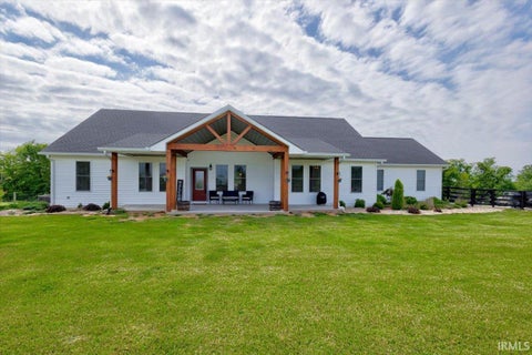 Photo of 335 N State Road 45, Bloomfield, IN 47424 (MLS # 202618923)
