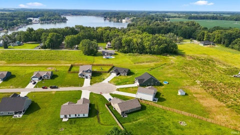 Tiny photo for 5758 E St Johns Avenue, Monticello, IN 47960 (MLS # 202549082)