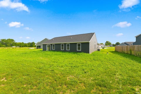 Tiny photo for 5758 E St Johns Avenue, Monticello, IN 47960 (MLS # 202549082)