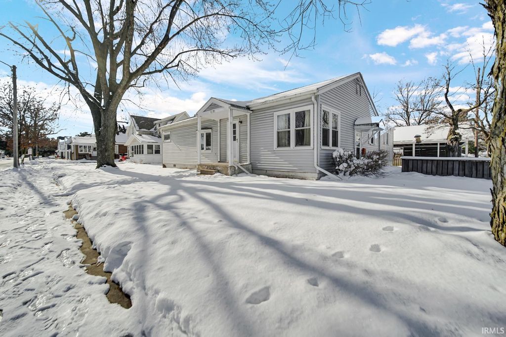 Photo of 439 S Main Street, Culver, IN 46511 (MLS # 202548459)