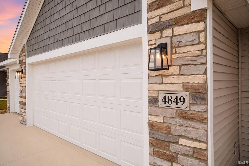 Photo of 4849 Whittlebury Drive, Fort Wayne, IN 46818 (MLS # 202625442)