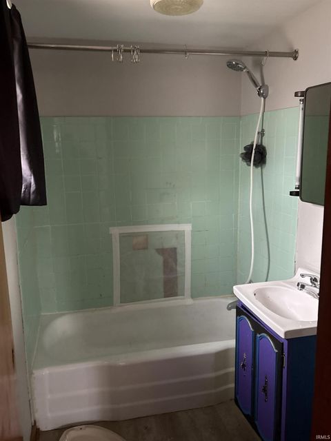 Tiny photo for 903 N Courtland Avenue, Kokomo, IN 46901 (MLS # 202605701)