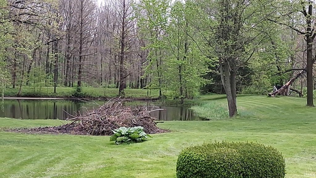 Photo of 10116 Goshen Road, Fort Wayne, IN 46818 (MLS # 202617427)