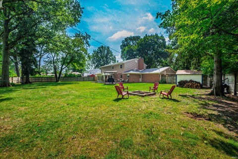 Tiny photo for 2600 W Purdue Avenue, Muncie, IN 47304 (MLS # 202638892)