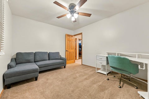 Tiny photo for 2600 W Purdue Avenue, Muncie, IN 47304 (MLS # 202638892)