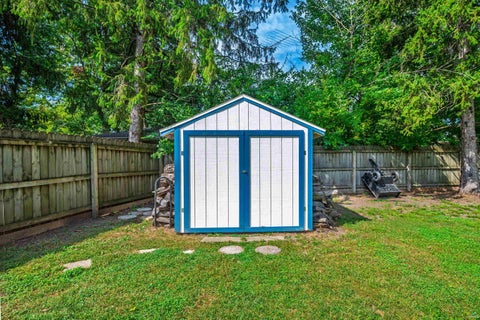Tiny photo for 2600 W Purdue Avenue, Muncie, IN 47304 (MLS # 202638892)