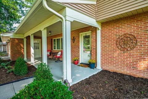 Tiny photo for 2600 W Purdue Avenue, Muncie, IN 47304 (MLS # 202638892)