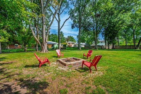 Tiny photo for 2600 W Purdue Avenue, Muncie, IN 47304 (MLS # 202638892)
