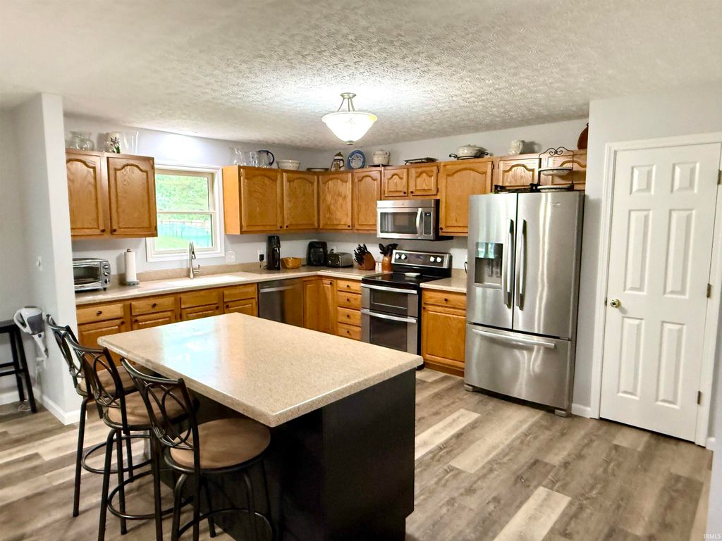 Photo of 5918 S Foxwood Lane, Bloomington, IN 47401 (MLS # 202600915)