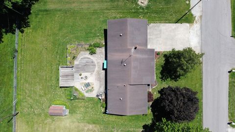 Tiny photo for 412 Roosevelt Drive, Princeton, IN 47670 (MLS # 202618496)