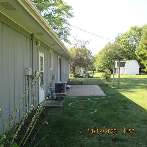 Tiny photo for 6413 E 175 N, Monticello, IN 47960 (MLS # 202605678)