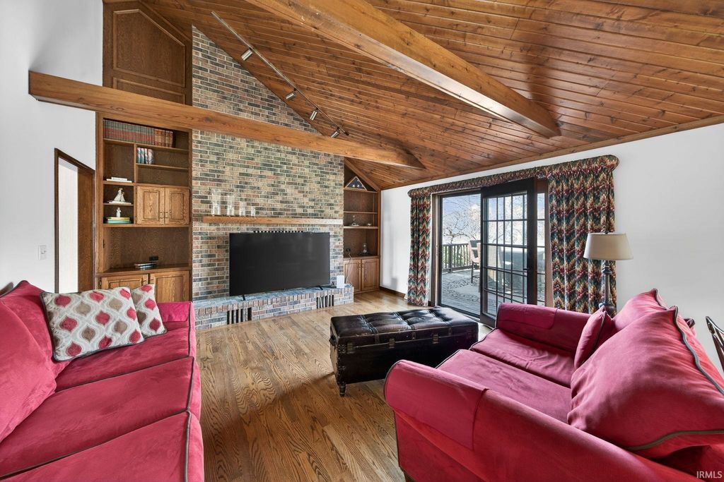 Photo of 54459 Hunters Court, Elkhart, IN 46514 (MLS # 202610380)