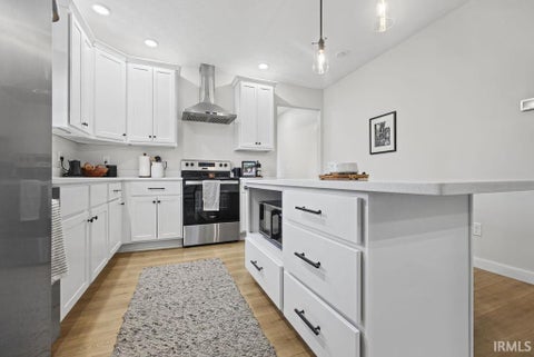 Tiny photo for 1301 S Stull Avenue, Bloomington, IN 47401 (MLS # 202644909)