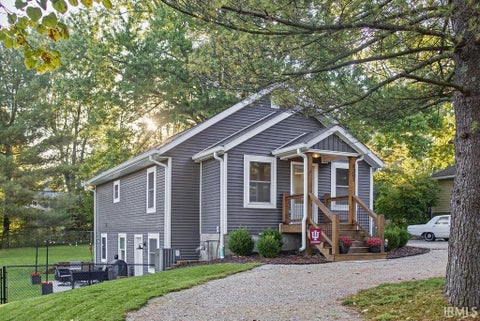 Tiny photo for 1301 S Stull Avenue, Bloomington, IN 47401 (MLS # 202644909)