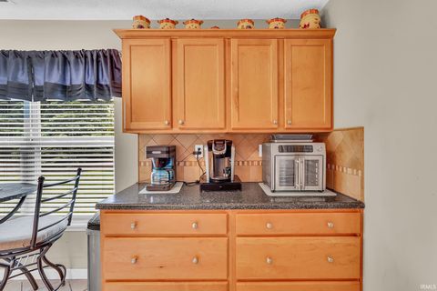 Tiny photo for 8 Kettle Circle, Lafayette, IN 47905 (MLS # 202617648)