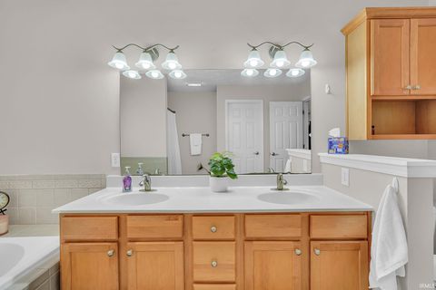 Tiny photo for 8 Kettle Circle, Lafayette, IN 47905 (MLS # 202617648)