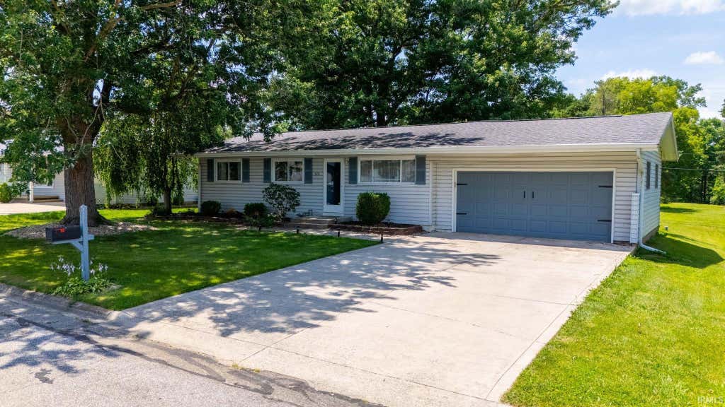 Photo of 876 Sunset Drive, Wabash, IN 46992 (MLS # 202626413)