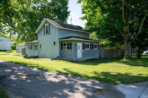 Photo of 308 N Walnut Street, Columbia City, IN 46725 (MLS # 202630135)