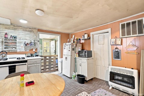 Tiny photo for 1622 Ross Street, New Castle, IN 47362 (MLS # 202639145)