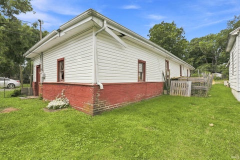 Tiny photo for 1622 Ross Street, New Castle, IN 47362 (MLS # 202639145)