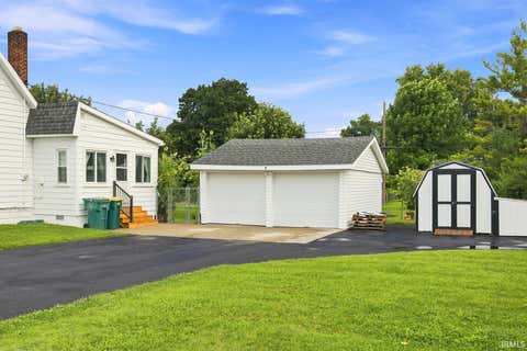 Tiny photo for 526 E Walnut Street, Greentown, IN 46936 (MLS # 202632890)