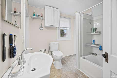 Tiny photo for 526 E Walnut Street, Greentown, IN 46936 (MLS # 202632890)