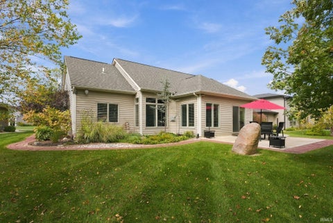 Tiny photo for 15135 Harrison Lake Cove, Fort Wayne, IN 46814 (MLS # 202642907)