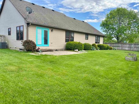Tiny photo for 881 Boulder Way, Kokomo, IN 46902 (MLS # 202617568)
